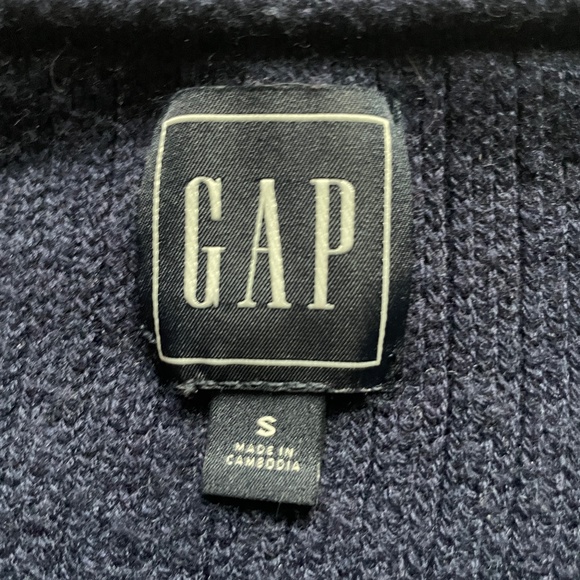 Gap Cardigan - Size Small - Picture 3 of 3